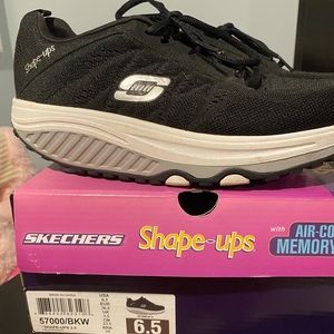 Skechers Shape-Ups lightweight air cooled
